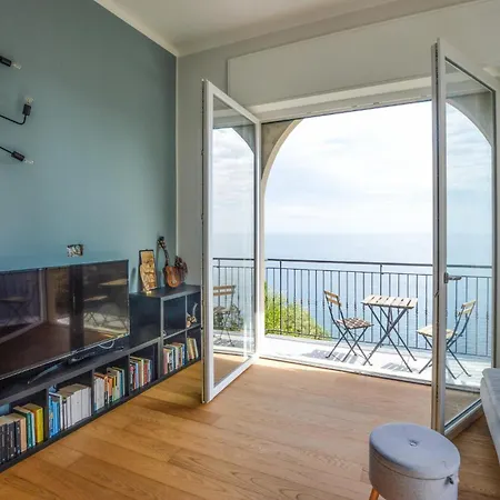 Beautiful In With House Sea View Apartment Genoa